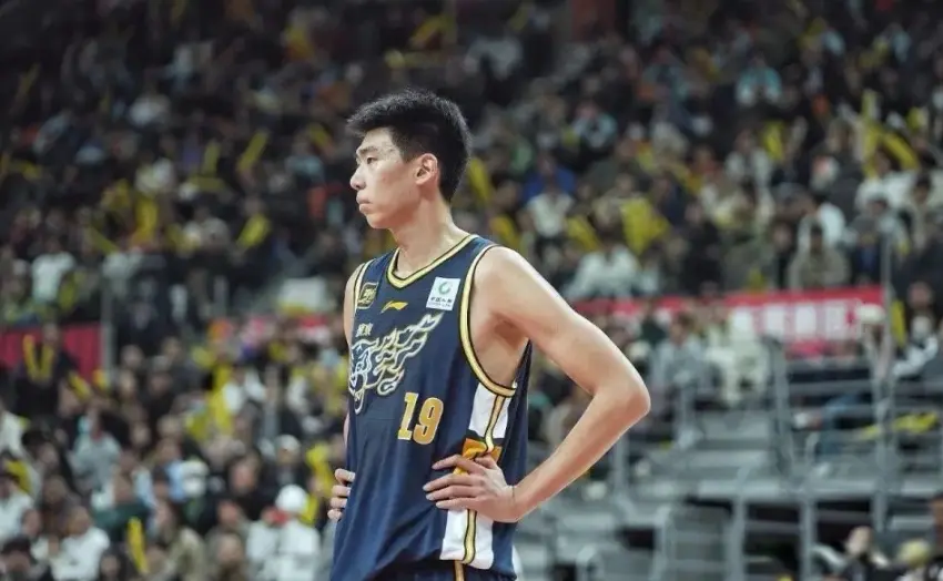 B类合同, 在杜锋的强 B类合同, 在杜锋的强